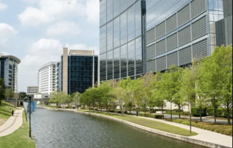 Your Neighborhood Nail Salon: Serving Cochran's Crossing & The Woodlands